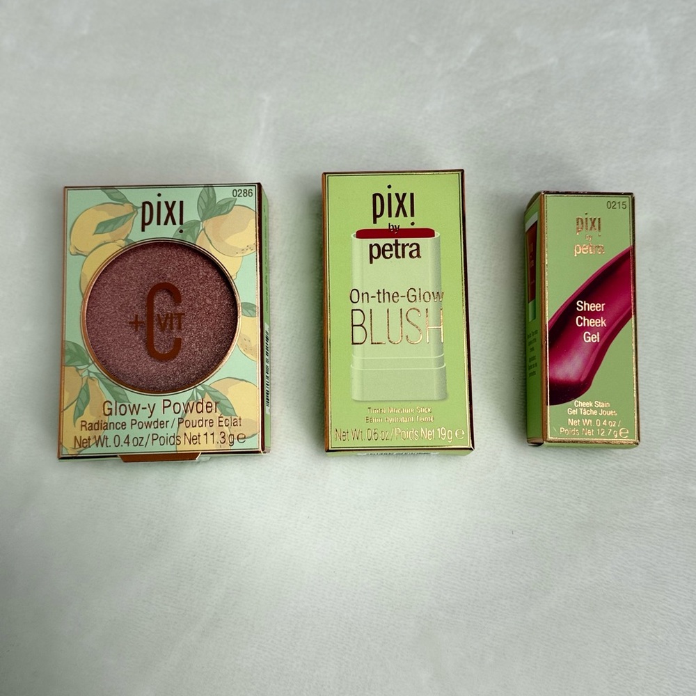 Pixi Radiance Powder and Blush Trio